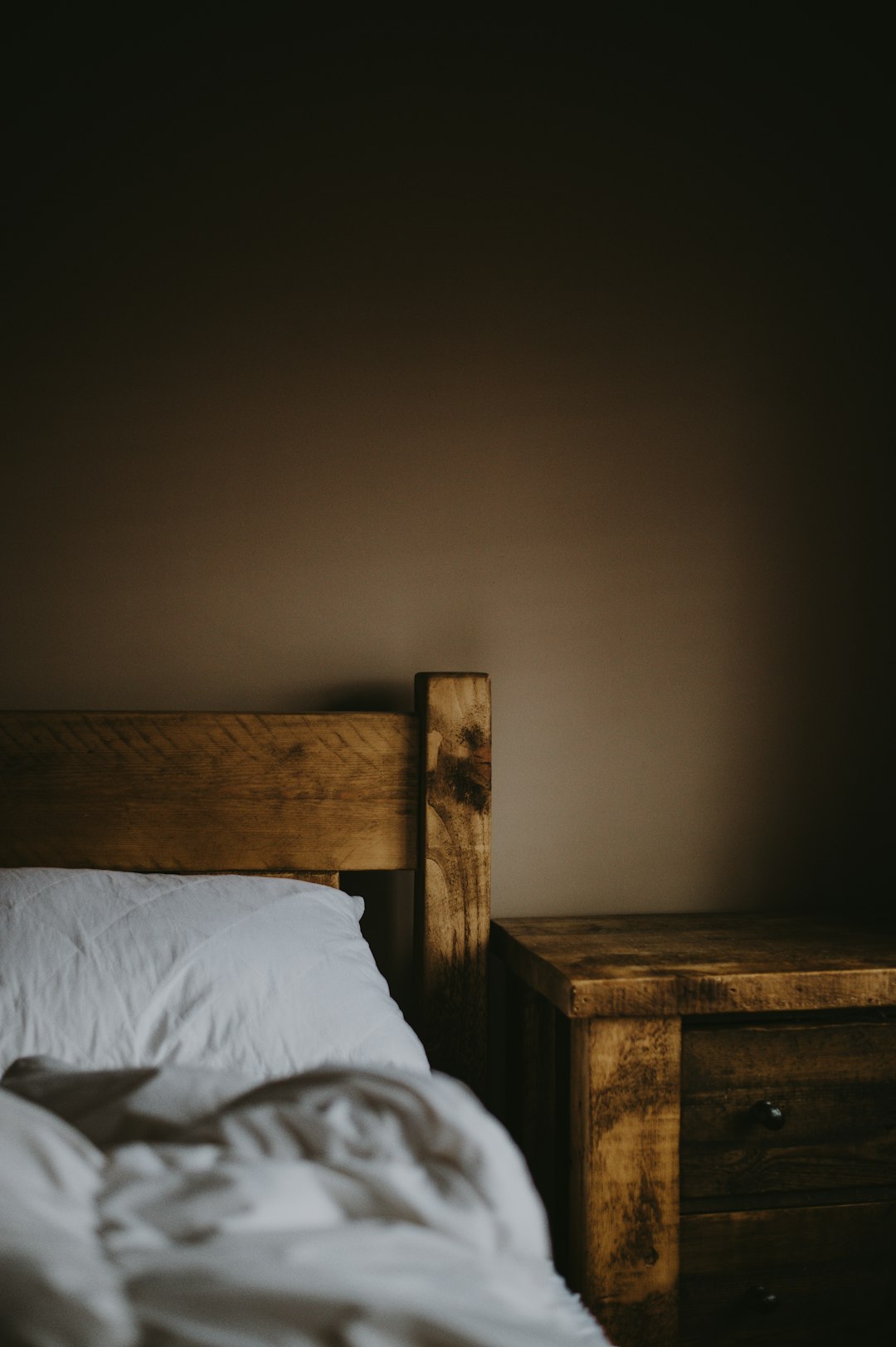 Bedroom Sample Item 2 — detail