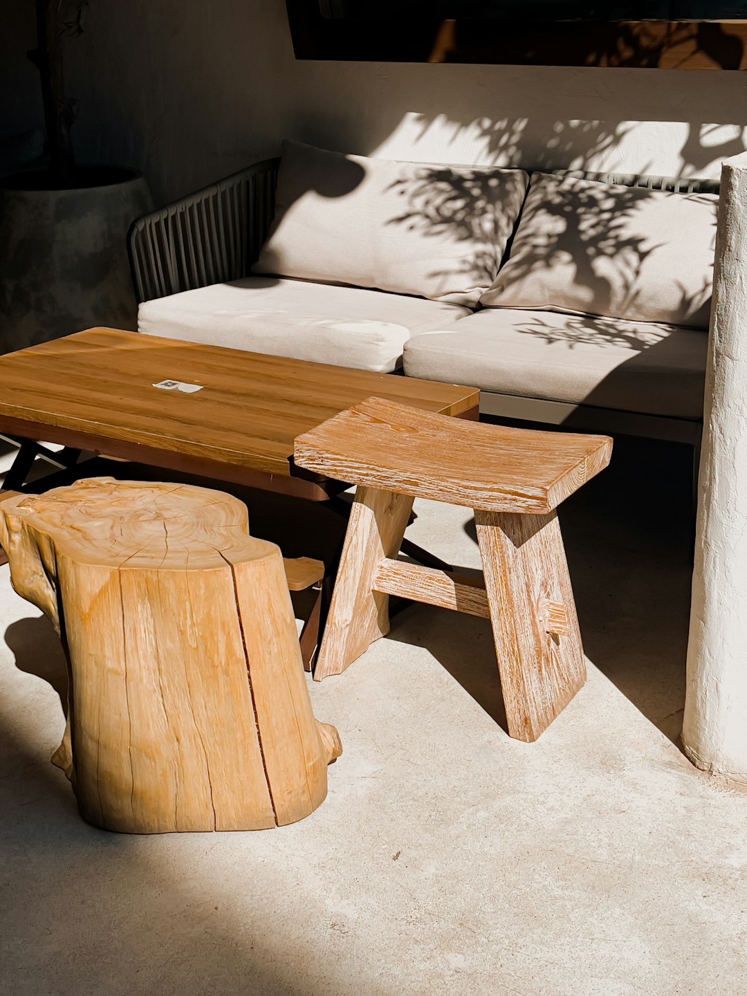 Nested Coffee Table Set — detail