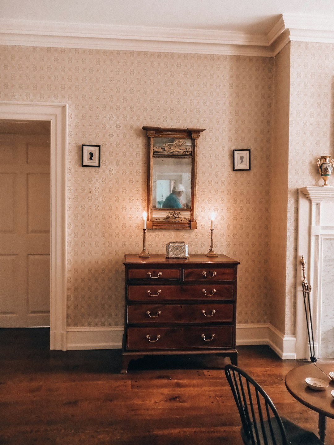 Six-Drawer Oak Chest